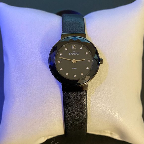 SKAGEN Ultra Slim Black Dial Swarovski Crystal Ladies Watch